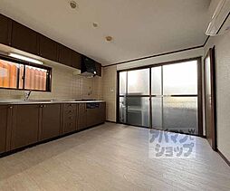 レジデンスレビー 202 2階3LDKのリビング/ダイニング