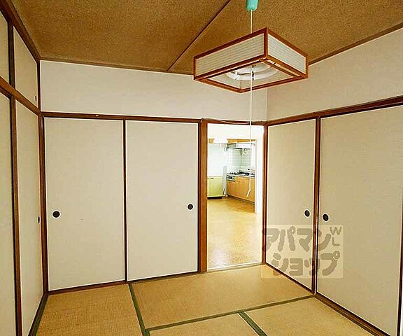 寝室