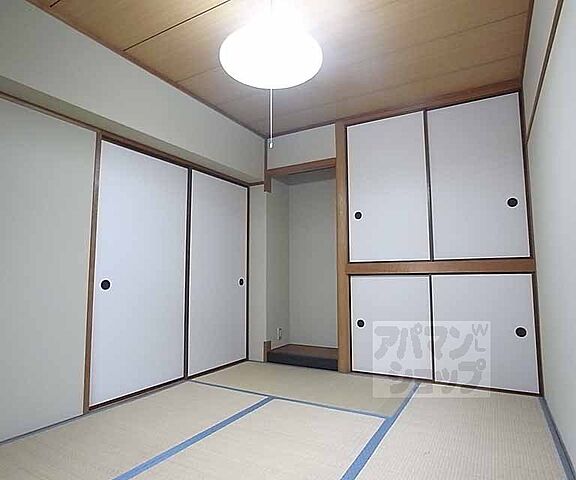 寝室