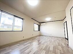 ハイホーム嵯峨　Ｂ棟 1階2LDKのリビング/ダイニング