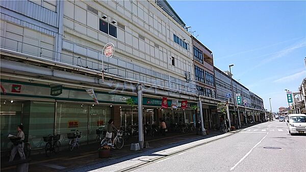 平和堂 彦根銀座店まで約481m