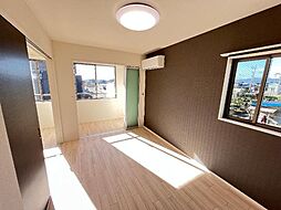 シルキーII 2階1LDKのリビング/ダイニング