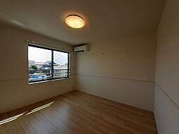 メゾン　ド　ルミエール 201 2階1LDKのリビング/ダイニング