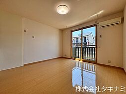 エザンスTH 103 1階ワンルームのリビング/ダイニング