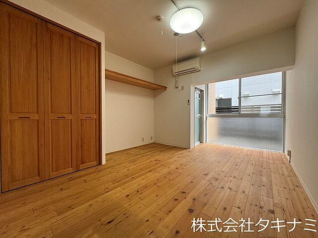 寝室