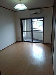 リトルコア 3階1Kのリビング/ダイニング