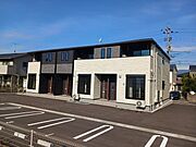 小月駅よりバス18分 徒歩2分 築2年3ヶ月 2階建の賃貸物件