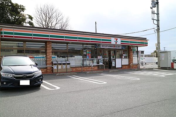 セブンイレブン 下関小月店（457m）
