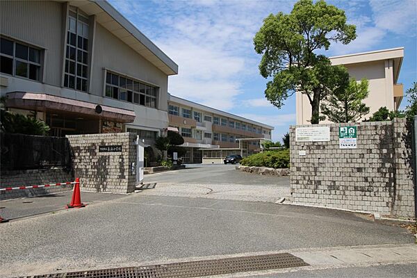 下関市立長府小学校（1333m）