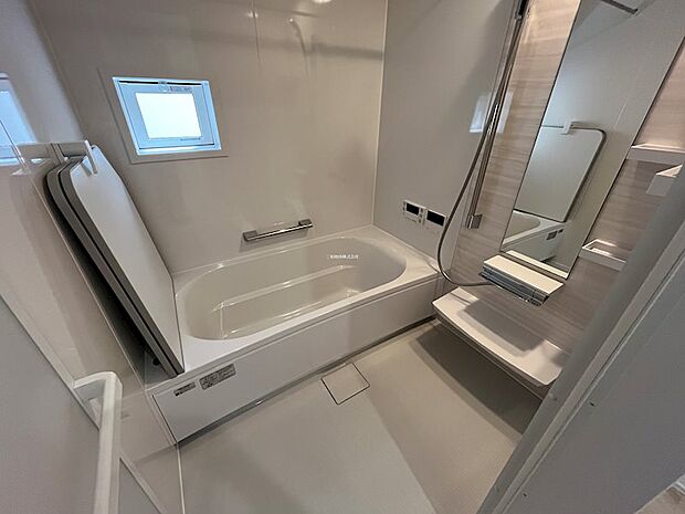 ゆったりくつろげるバスルーム