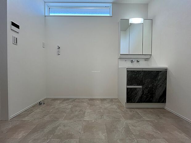 3帖分の広さのある洗面・脱衣所