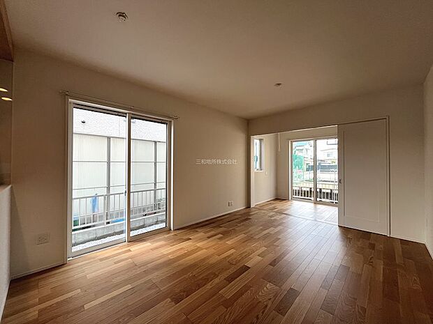 採光が多く明るい16帖LDK