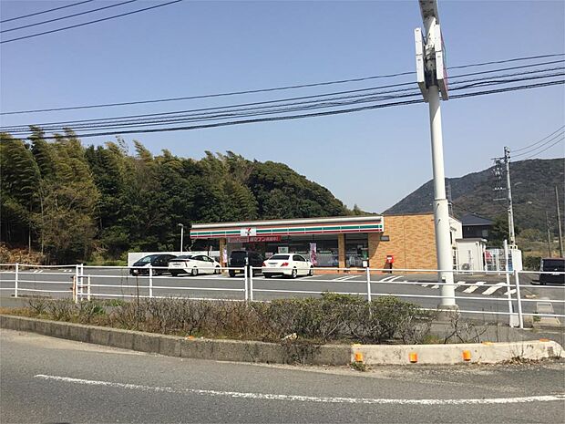 セブンイレブン 下関球場前店（503m）