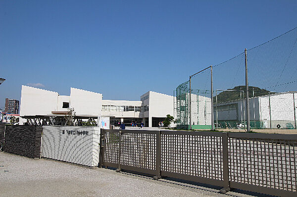 下関市立川中中学校（2330m）
