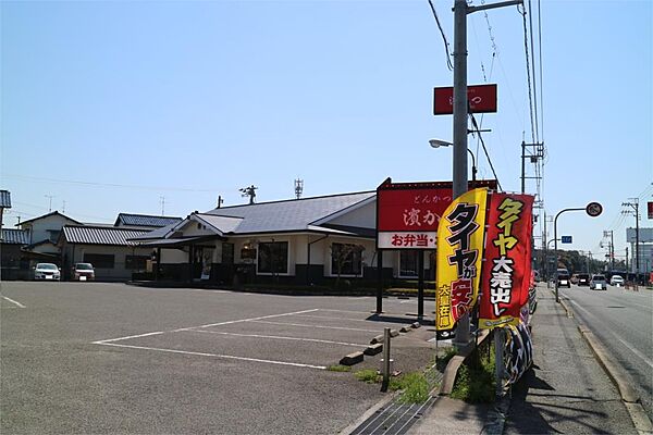 とんかつ濱かつ下関梶栗店（557m）