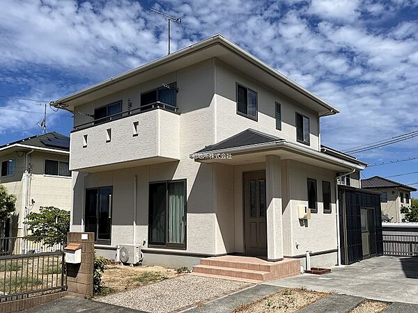 シンプルで飽きの来ない外観