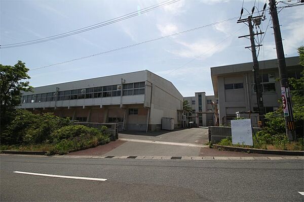 下関市立向洋中学校（515m）
