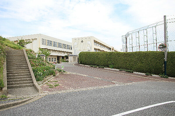 下関市立長成中学校（1205m）