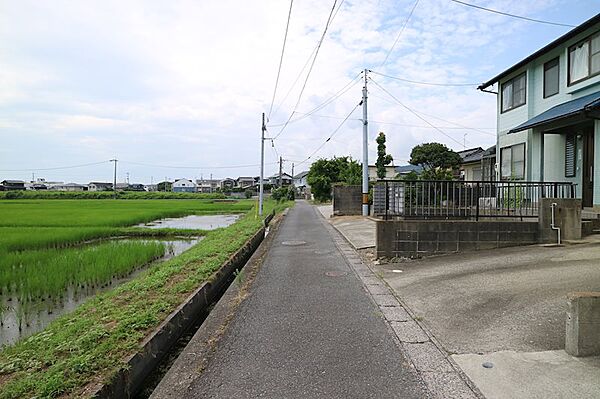 交通量は少ないです