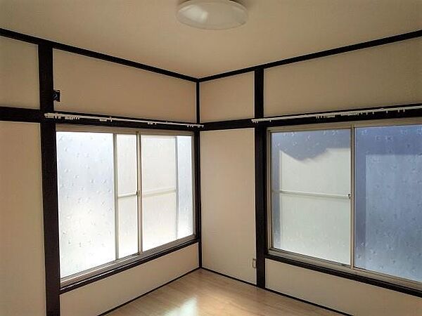detached 茨城県守谷市本町907-6

地図を見る
