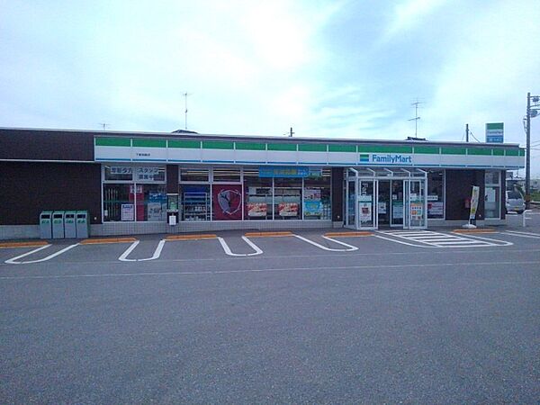 apartment 茨城県下妻市坂本新田9-1
坂本新田の賃貸情報を見る
物件地図