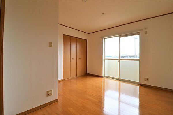 apartment 茨城県下妻市福田2131-65
福田の賃貸情報を見る
物件地図