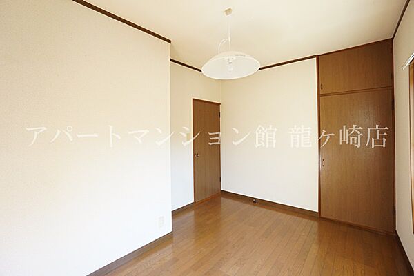 apartment 茨城県稲敷市中山4966-2
中山の賃貸情報を見る
物件地図