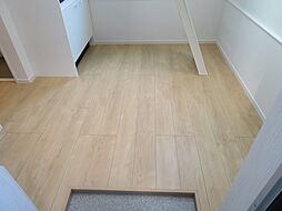 ソフィアジェラート 102 1階ワンルームのリビング/ダイニング