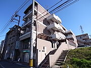 サントロペ 4階 築31年8ヶ月の賃貸物件