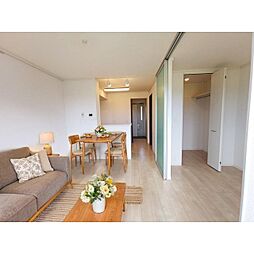 ブリージア研究学園S 103 1階1LDKのリビング/ダイニング