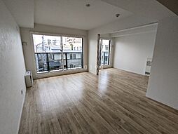 札幌市営東豊線 美園駅 徒歩4分の賃貸マンション 4階3LDKのリビング/ダイニング