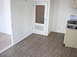 第5旭ビル 401 4階1LDKのリビング/ダイニング