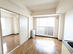 アルカディア 501 5階1LDKのリビング/ダイニング