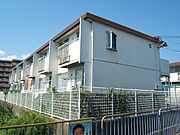 木幡駅より徒歩8分 築42年1ヶ月 2階建の賃貸物件