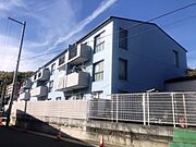 石田駅より徒歩13分 築38年2ヶ月 3階建の賃貸物件