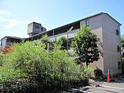 山科駅より徒歩6分 3階 築32年の賃貸物件