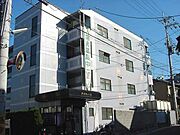 四宮駅より徒歩15分 築32年4ヶ月 4階建の賃貸物件