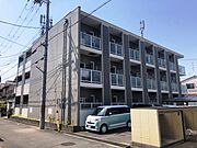 富野荘駅より徒歩10分 築23年7ヶ月 3階建の賃貸物件
