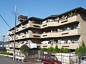 京都市伏見区醍醐下端山町 5階建 築41年のイメージ