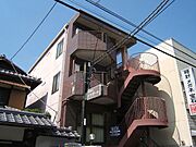 墨染駅より徒歩3分 築34年6ヶ月 4階建の賃貸物件