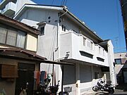 久津川駅より徒歩9分 2階 築33年7ヶ月の賃貸物件