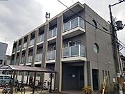 富野荘駅より徒歩10分 築22年8ヶ月 3階建の賃貸物件