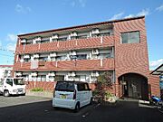 六地蔵駅より徒歩7分 3階 築38年2ヶ月の賃貸物件