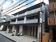 丹波橋駅より徒歩4分 築3年1ヶ月 3階建の賃貸物件