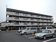 大久保駅よりバス15分 徒歩1分 築31年2ヶ月 4階建の賃貸物件