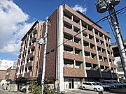 上鳥羽口駅より徒歩2分 築17年9ヶ月 7階建の賃貸物件