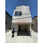 西荻窪駅より徒歩12分 築2年7ヶ月 3階建の賃貸物件