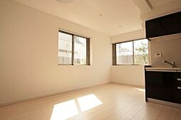 イーストポイント中野 203 2階1LDKのリビング/ダイニング