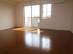 ベイサージュ 203 2階1LDKのリビング/ダイニング