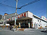 周辺：ライフ 牧野店（516m）